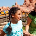 kid mom disney