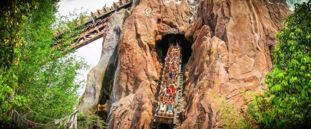 Expedition-Everest-Animal-Kingdom-Attraction1