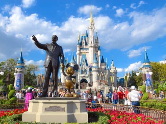 Disney Prohibe Coches Grandes, Fumar y Hielo en Hieleras