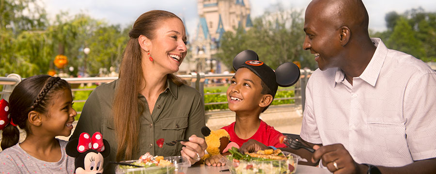 5 Mejores Restaurantes Económicos en Disney Magic Kingdom