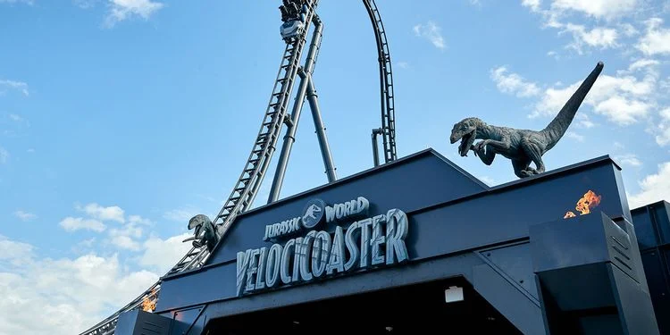 Jurassic World VelociCoaster: La emocionante y super rápida montaña rusa en Universal Orlando Resort