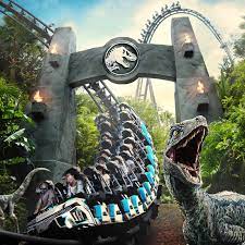 La emocionante Jurassic World VelociCoaster en Orlando: la montaña rusa más veloz de Florida